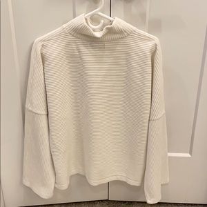 White sweater - stripe textured